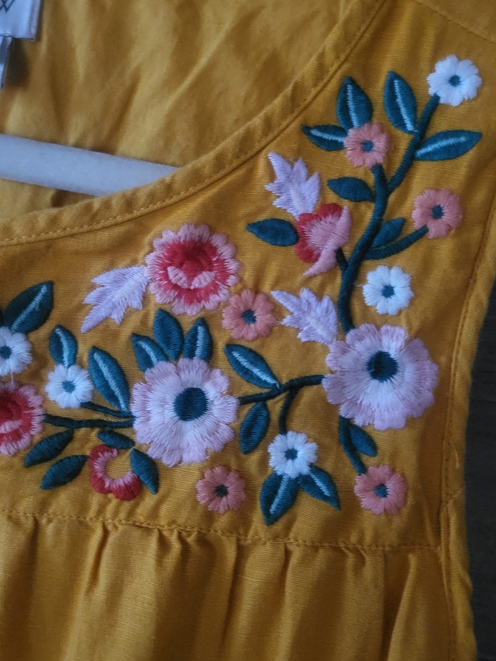 J. Crew Linen Cotton Sleeveless Yellow Top With Floral Embroidery Size M - Picture 3 of 6